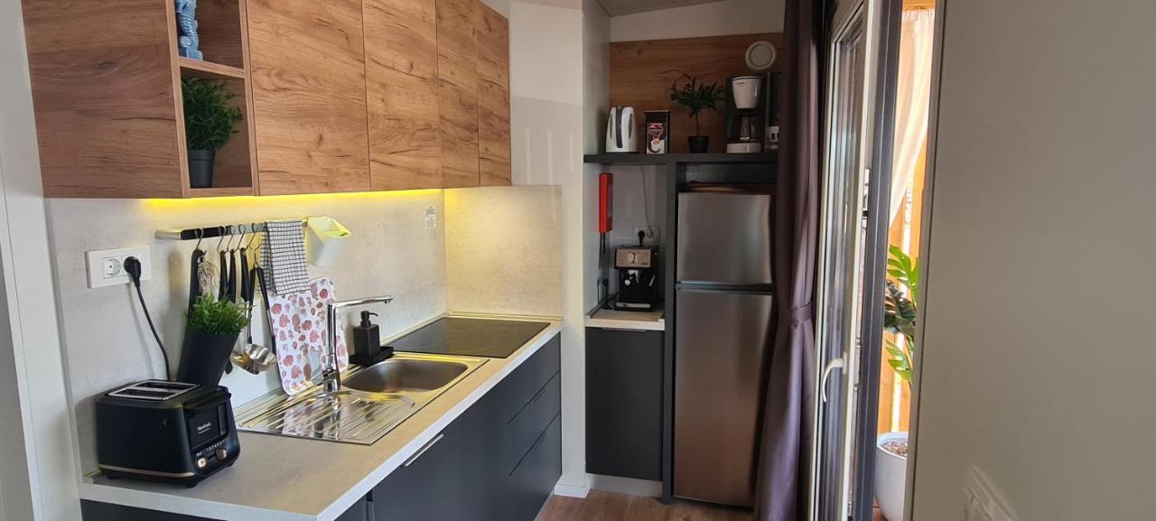 Mobile Home Kmz Selce Kültér fotó