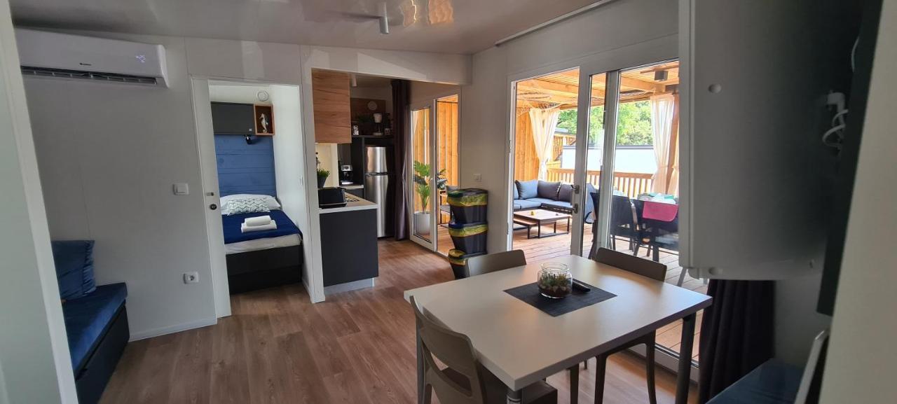 Mobile Home Kmz Selce Kültér fotó